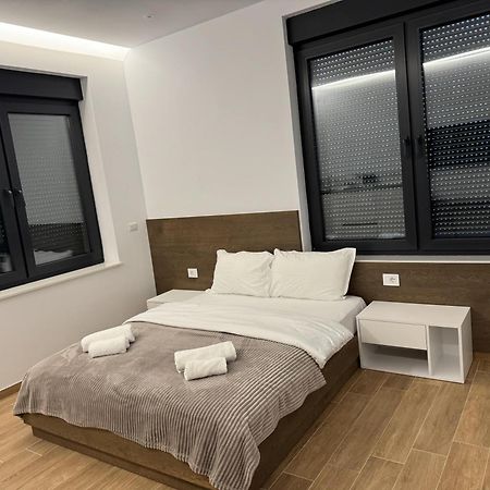Pristina Select Apartments 外观 照片
